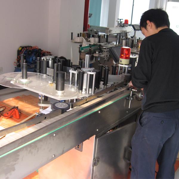 Rotuladora automática Siemens PLC com separador de garrafas para garrafas de água