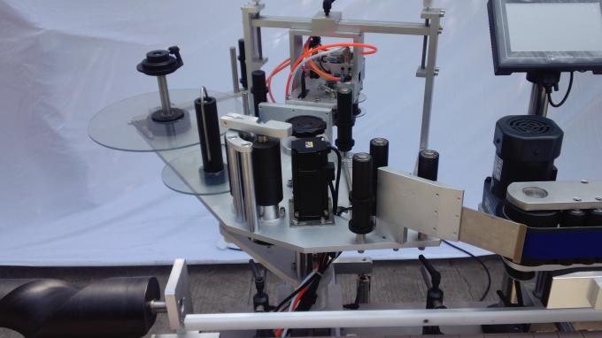 Máquina etiquetadora de etiquetas de plástico para lados duplos ou lado único 220V 1.5HP 50 / 60HZ