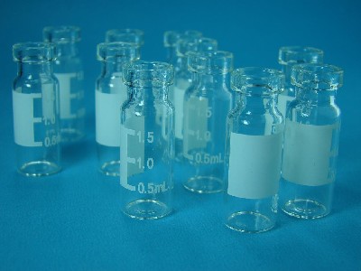 Máquina de rotulagem de adesivos redondos e autoadesivos de xarope 2000 x 1100 x 1300 mm