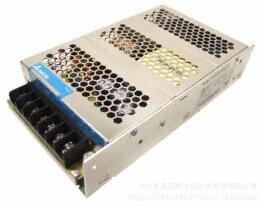 Equipamento aplicador de etiquetas autoadesivas totalmente automático Máquina de etiquetagem de etiquetas adesivas dupla-face para oval, redondo, aquare