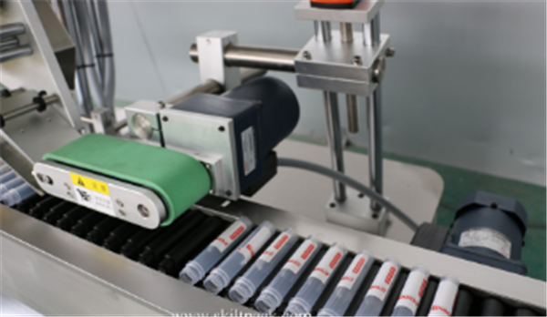 Máquina de rotulagem de adesivos para frascos de servo motor automática Sitkcer ampola tubo