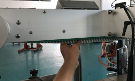 Máquina rotuladora automática de garrafas com mecanismo de pressão para cima e certificado CE