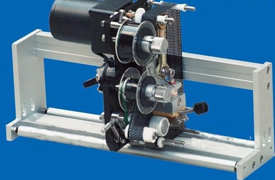 Aplicador de etiqueta de dupla face de alta velocidade, máquina de etiquetagem automática para garrafas redondas / quadradas / planas