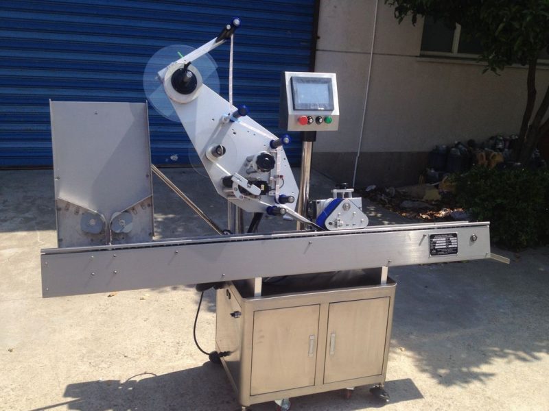 China Máquina de etiquetagem automática de frascos para pequenos frascos de penicilina. Fornecedor de etiquetas adesivas